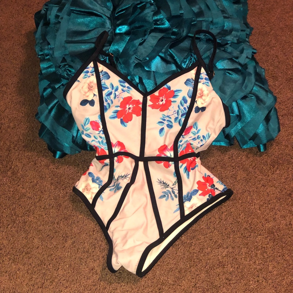 Onesie floral top